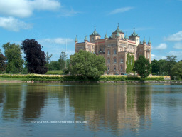 Schloss St. Sundby am Hjälmaren - Schweden